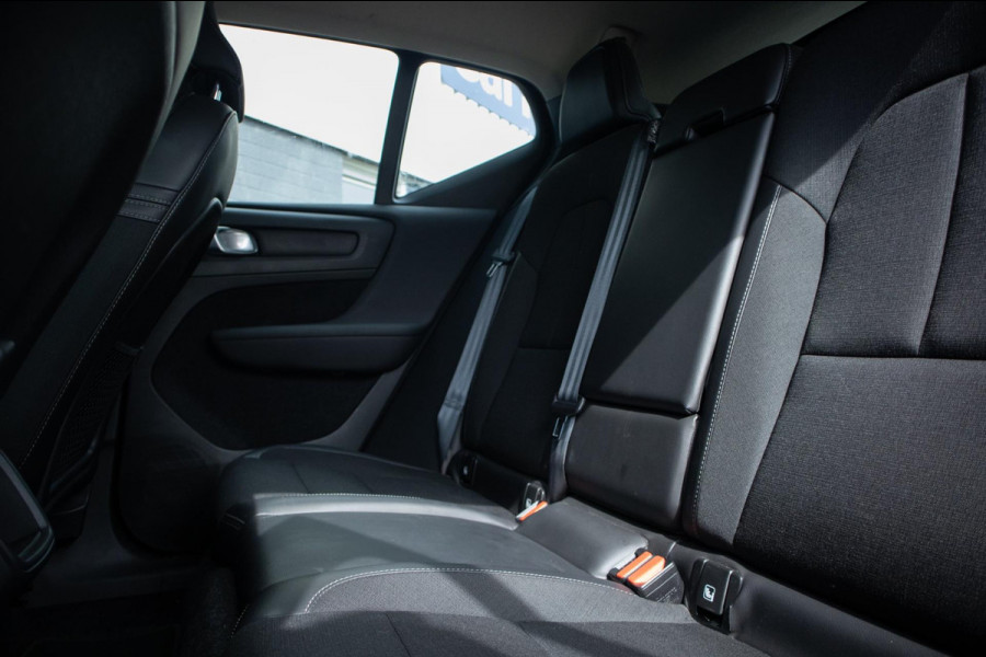 Volvo XC40 1.5 T3 Momentum led Elek.stoelen Navigatie