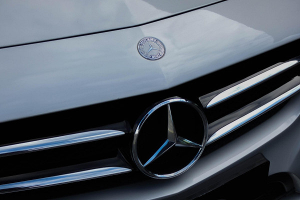 Mercedes-Benz B-Klasse 250 4Matic | AMG PAKKET | SFEERVERLICHTING | CAMERA | NAVIGATIE