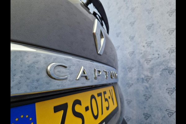 Renault Captur 1.2 TCe Dynamique Automaat | Trekhaak | Camera | Navi | 17" Velgen | Clima | PDC | Cruise | LED |