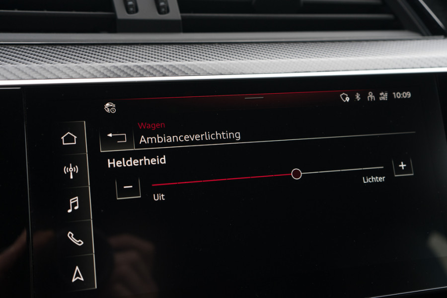 Audi e-tron 55 S-line Quattro / Incl. BTW/ Luchtvering/ Standkachel/ Bang & Olufsen Sound System/ Panoramadak/ 300kW (408PK)