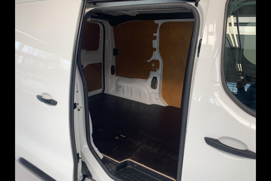 Citroën Jumpy 1.5 BlueHDI 120 XS Club Trekhaak | Navigatie | Achteruitrijcamera | Apple Carplay/Android Auto | Bluetooth | Parkeersensoren voor en achter