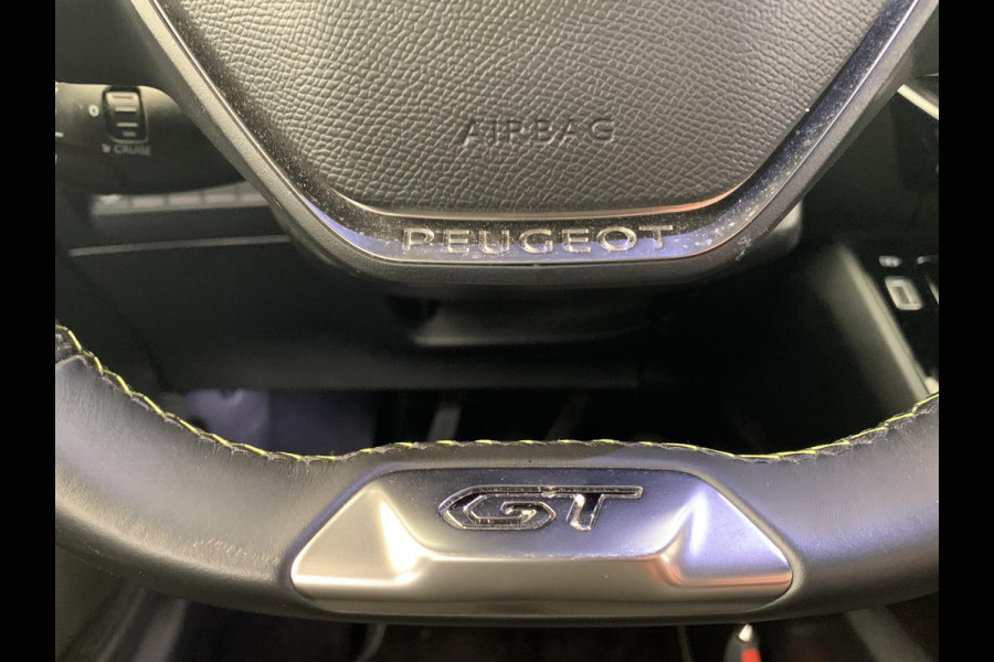 Peugeot 208 1.2 TURBO GT-Line | Apple Carplay/Android Auto | Achteruitrijcamera | Parkeersensoren voor en achter | Cruise Control
