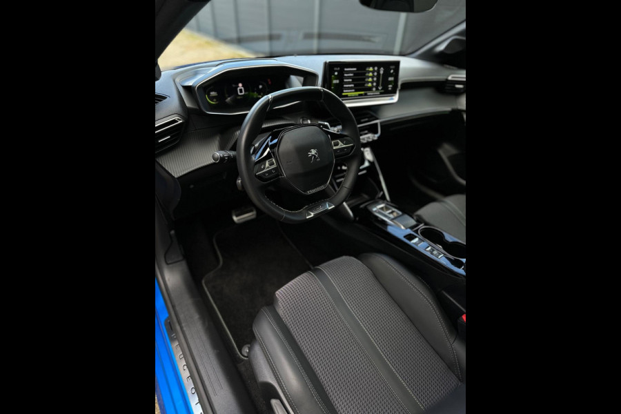 Peugeot 208 1.2 PureTech GT-line CarPlay Panorama