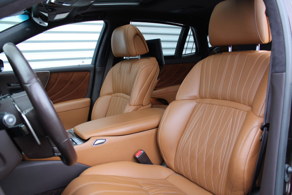 Lexus LS 500h AWD President Line | Full Options | Orig. NL | Uniek | Mark Levinson Audio | Ottoman rear seat | 359PK  | Luxe Leder | 1e eigenaar |