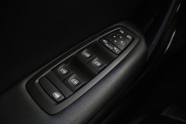 Renault Mégane 1.2 TCe GT-Line | Sportstoelen | Navigatie | Full LED | Camera | Dodehoek detectie | Keyless | Cruise control | Park Assist | Climate control | Bluetooth