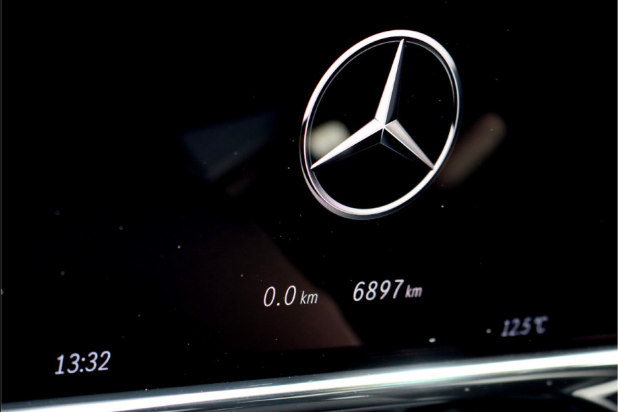 Mercedes-Benz E-Klasse 300 e AMG Line Premium+ Aut9, Nw model, Bijrijdersdisplay, Panoramadak, Distronic+, Trekhaak, Memory, Stoelventilatie, Verwarmd Stuurwiel,  Digital Light, Leder, Rijassistentiepakket+, Etc.