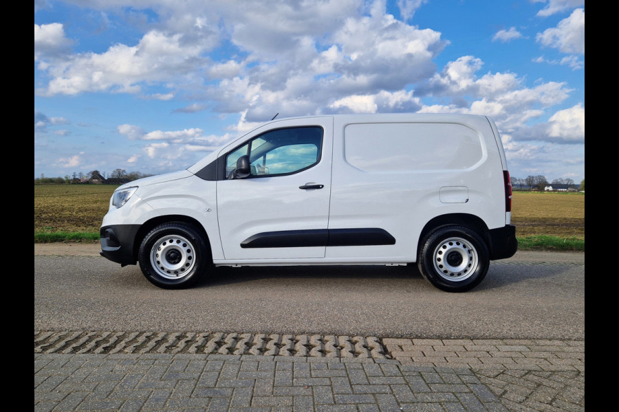 Opel Combo 1.5D L1H1 - 100 Pk - Apple Carplay Android Auto - ParkeerCamera