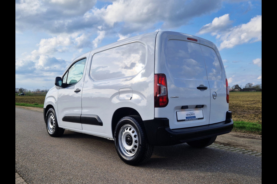 Opel Combo 1.5D L1H1 - 100 Pk - Apple Carplay Android Auto - ParkeerCamera