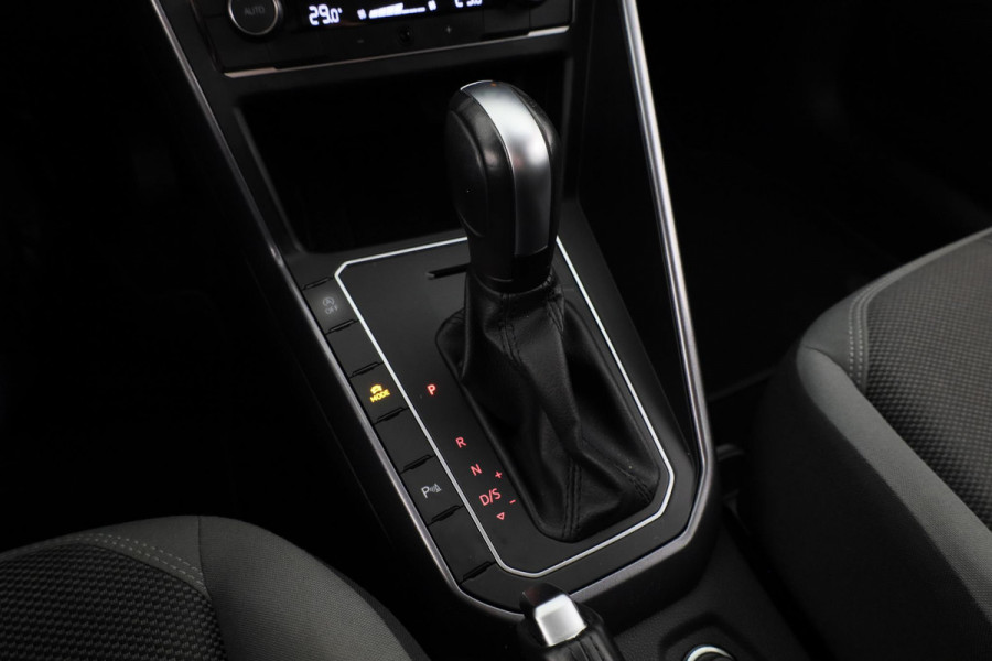 Volkswagen Polo 1.0 TSI Highline 95 pk Automaat (DSG) | Navigatie | Parkeersensoren | Autom. airco | Adaptieve cruise control