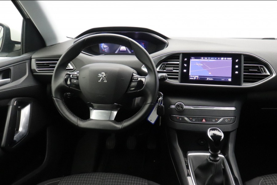 Peugeot 308 1.2 PureTech Executive - Carplay, Navi