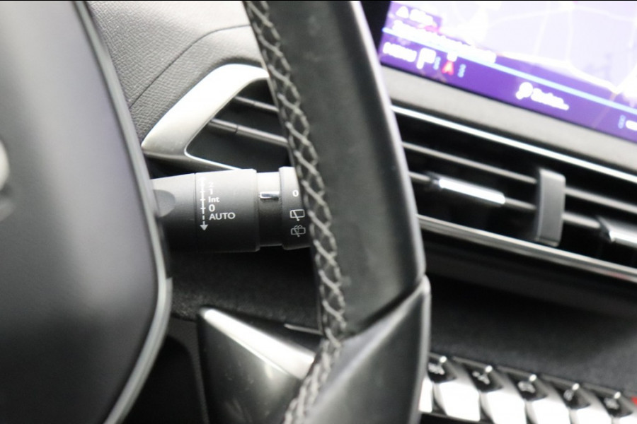 Peugeot 3008 1.2 PureTech Premium - Carplay, Half leer, Navi, Camera