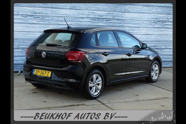 Volkswagen Polo 1.0 TSI Parkeersensor Carplay Navi Velgen