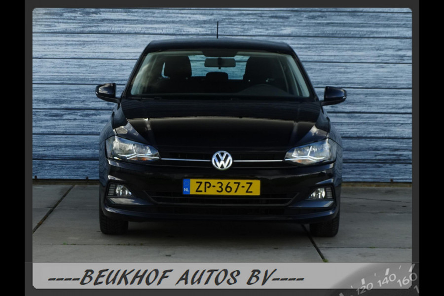 Volkswagen Polo 1.0 TSI Parkeersensor Carplay Navi Velgen