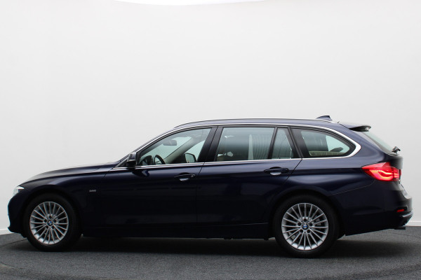 BMW 3 Serie Touring 318i Luxury Leer, Head-Up, Cruise, Navigatie, Bluetooth, PDC, 17''