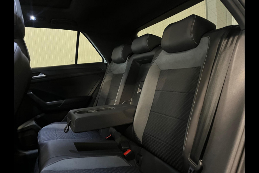 Volkswagen T-Roc 2.0 TSI 4Motion R | PANO | ACC | BEATS AUDIO | VIRTUAL DASH | LED