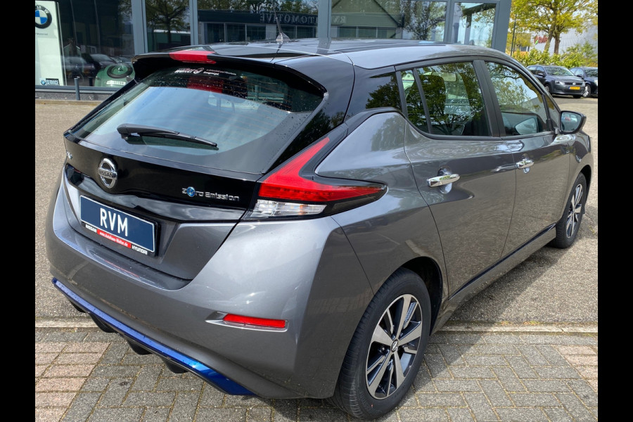 Nissan Leaf Acenta 40 kWh VAN STOEL + STUURVERWARMING | 12 MND. BOVAGGARANTIE