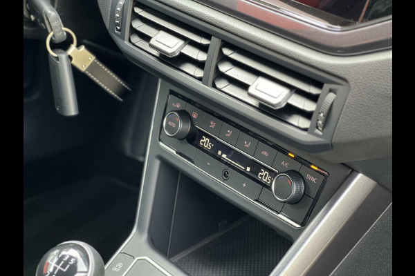Volkswagen Polo 1.0 TSI Highline Virtual cockpit|LED|AppleCarplay|Climate control|Front assist|ACC|Dodehoek assist|Zwart hemel