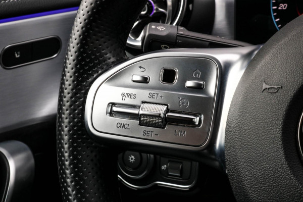 Mercedes-Benz A-Klasse 250 e AMG - Sfeerverlichting - Camera