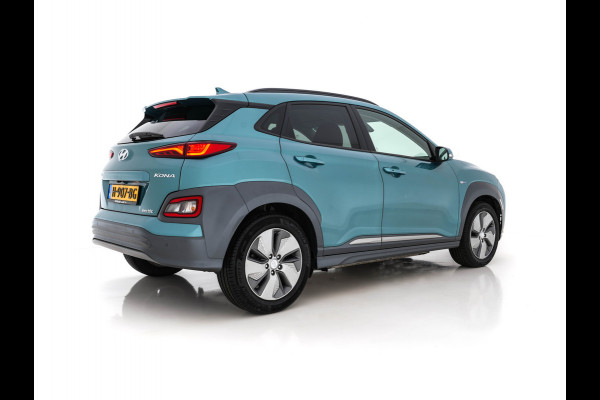 Hyundai Kona EV Premium 64 kWh (INCL-BTW) *VOLLEDER | HEAD-UP | FULL-LED | NAVI-FULLMAP | DAB | ADAPTIVE-CRUISE | KEYLESS | CAMERA | BLIND-SPOT | LANE-ASSIST | VIRTUAL-COCKPIT | COMFORT-SEATS | 17"ALU*