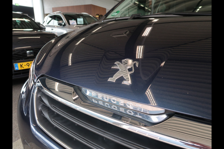 Peugeot 108 1.0 e-VTi Premium 5-drs. AIRCO/MEDIA/LED/1E EIGENAAR!