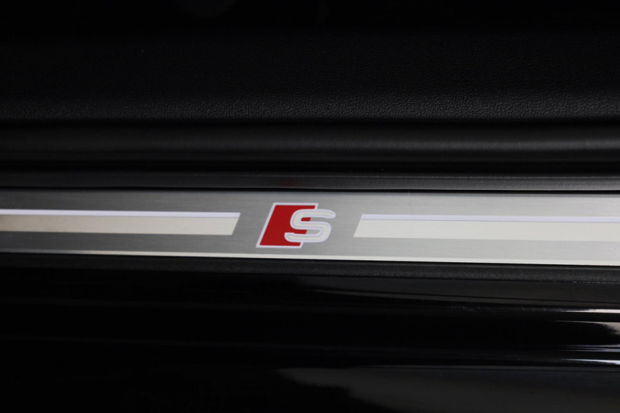 Audi A3 Sportback 40 TFSI e S line 204pk Plug in Hybride | Matrix Led | Sportstoelen | Adaptieve cruise controle | 18 inch lichtmetalen velgen