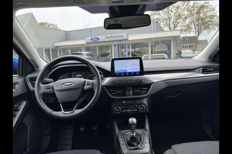 Ford Focus 1.0 EcoBoost Titanium Business 125pk | Sync 3 Navigatie | Trekhaak afneembaar | 1e eigenaar | Dealer onderhouden