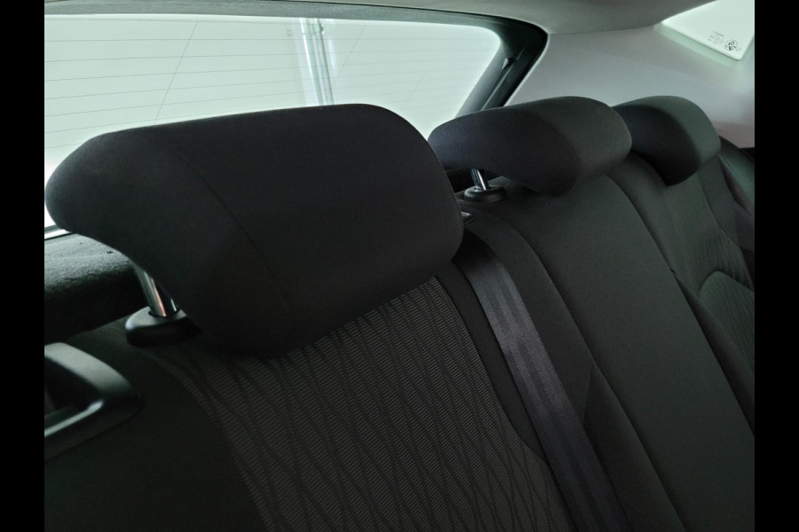 Seat Leon 1.0 EcoTSI Style Connect | Carplay | 18 inch | Clima |Parkeercamera | Volle auto | 6-bak
