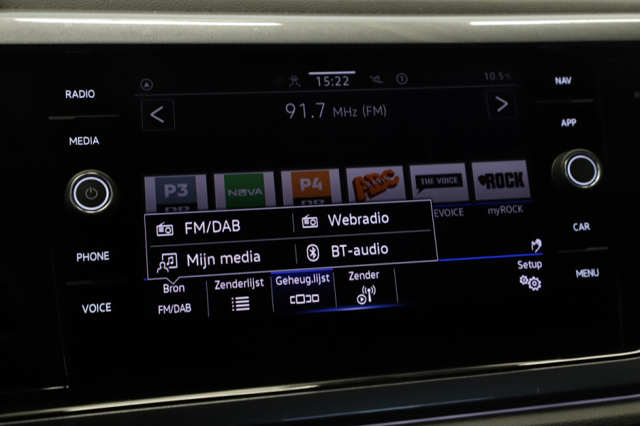 Volkswagen Polo 1.0 TSI 110pk DSG Highline Navigatie via app Clima Privacyglas PDC