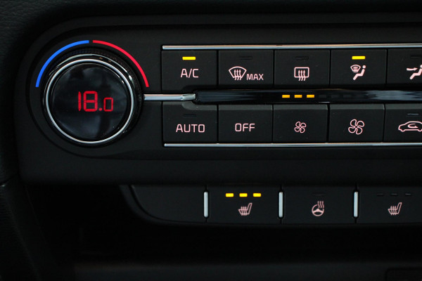 Kia ProCeed 1.0 T-GDI GT-Line | Navigatie | Climate control | Full Led | Adatieve cruise Control | Camera | Stoelverwarming