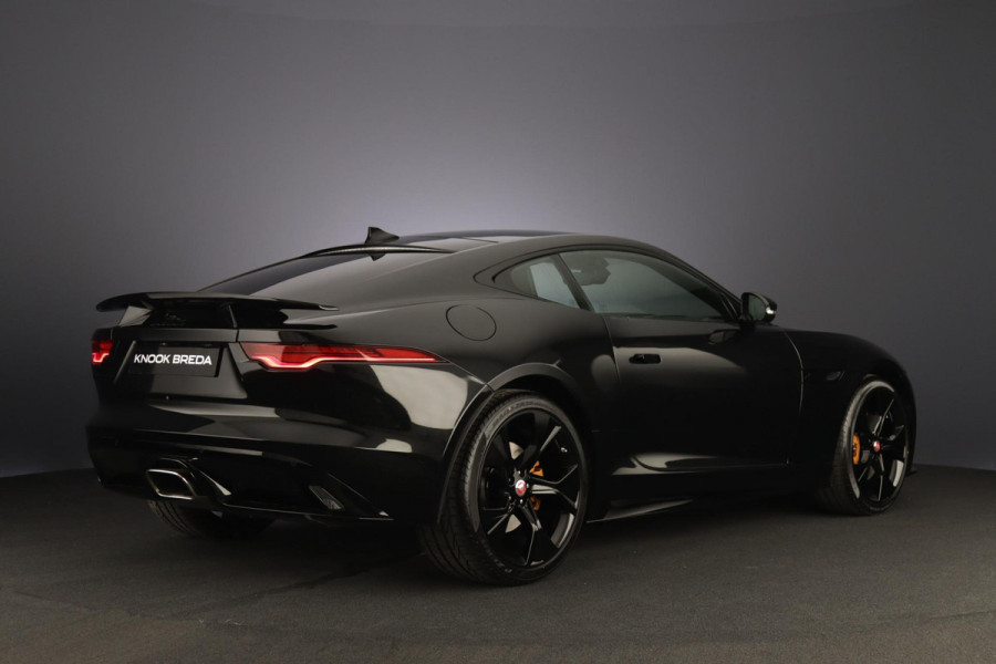 Jaguar F-Type P300 RWD R-Dynamic