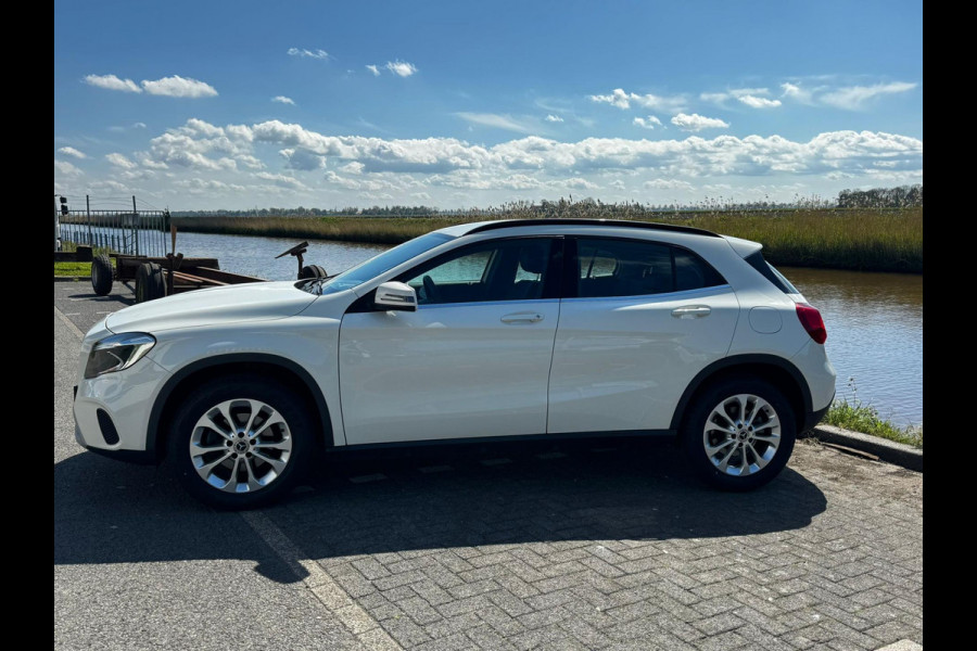 Mercedes-Benz GLA 200 navigatie - cruisecontrole - stoelverwarming