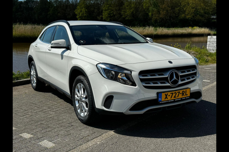 Mercedes-Benz GLA 200 navigatie - cruisecontrole - stoelverwarming