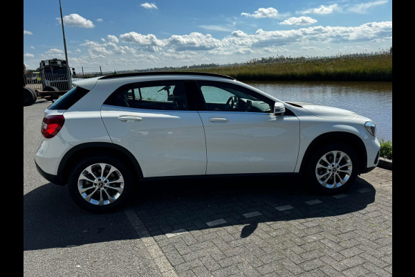 Mercedes-Benz GLA 200 navigatie - cruisecontrole - stoelverwarming