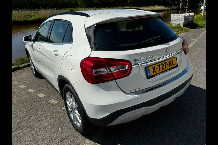 Mercedes-Benz GLA 200 navigatie - cruisecontrole - stoelverwarming