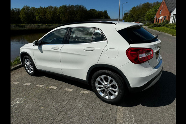 Mercedes-Benz GLA 200 navigatie - cruisecontrole - stoelverwarming