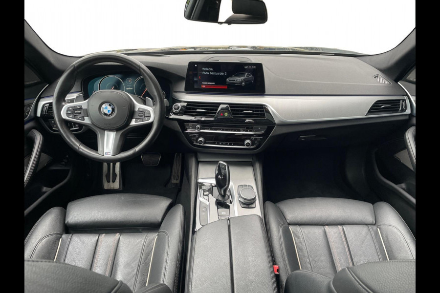 BMW 5 Serie 530e iPerformance | M pakket | Pano | HUD