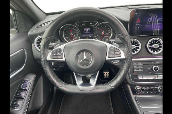 Mercedes-Benz A-Klasse 180 Edition 1 AMG | PANO | Ambilight | Camera
