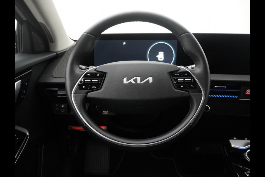 Kia Ev6 Plus 77.4 kWh - Warmtepomp - Navigatie - Adaptief Cruise Control - Climate Control - Stoel/Stuur Verwarming - Fabrieksgarantie Tot 2030