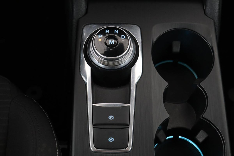 Ford Focus 1.0 EcoBoost Titanium | Automaat | Carplay | Trekhaak | Navigatie | Keyless | Climate control | Cruise control | PDC | Bluetooth