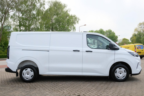 Ford Transit Custom 320 2.0 TDCI L2H1 Trend Ford Voorraad | SCI | 136 PK | Ford Voorraad | Camera | Navigatie | Laadruimte Bescherming pakket |