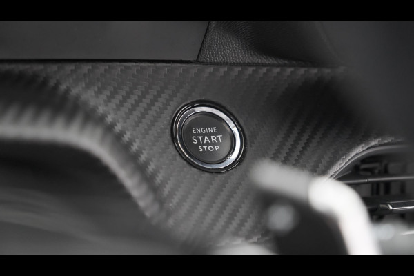 Peugeot 2008 PureTech 130 EAT8 Allure | Camera | Apple Carplay | Stoelverwarming | Parkeersensoren