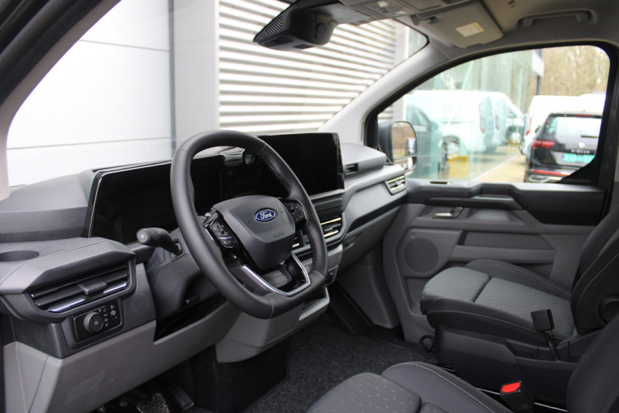 Ford Transit Custom 320 2.0 TDCI L2H1 Limited 170pk - 2x Schuifdeur - Bijrijdersstoel - Adaptive Cruise - Blind spot - Navigatie - Camera - Rijklaar