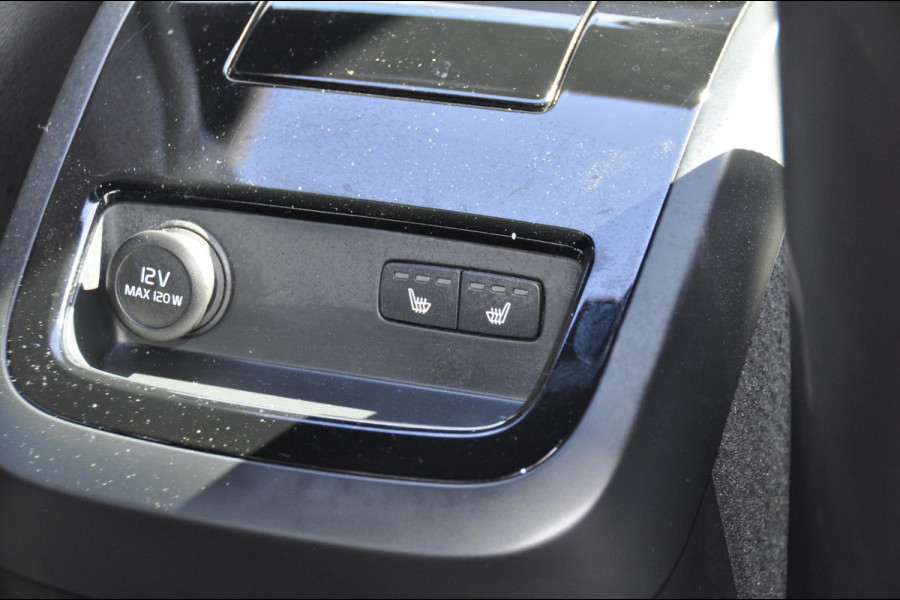 Volvo S90 2.0 T8 AWD Inscription /Adaptieve Cruise Control/Pilot Assist/Bowers & Wilkins Audio/Elektrisch Bedienbare Achterklep/Elektrisch Glazen Schuif/Kantel Dak/