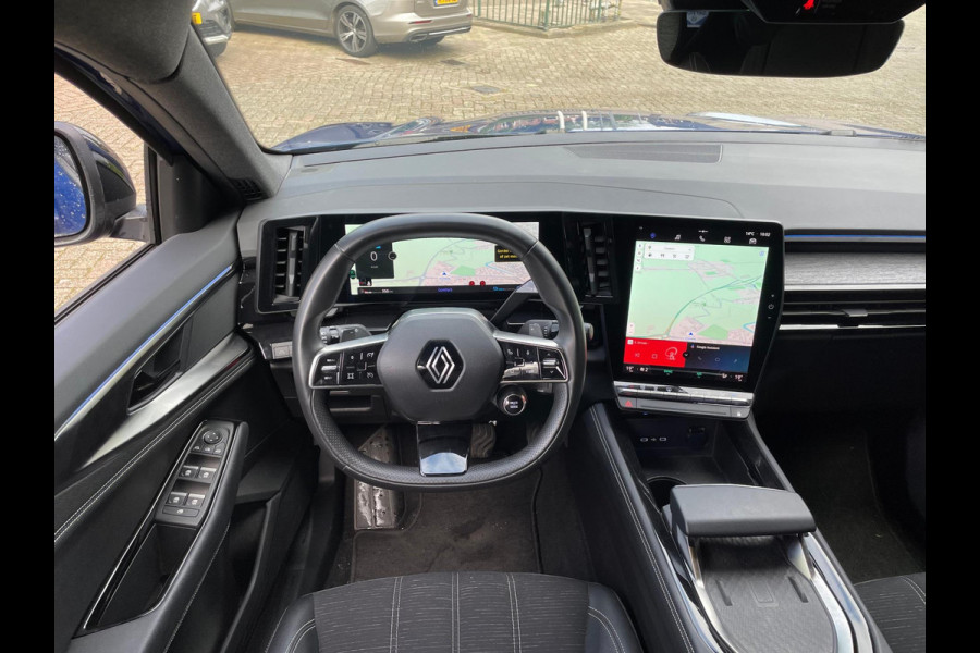 Renault Austral 1.2 E-Tech Hybrid 200 Techno LM 19'' / Virtual Cockpit / P-sensor & camera