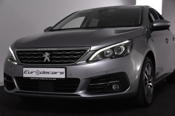 Peugeot 308 1.2 Edition 130 *Leer*Navigatie*Camera*