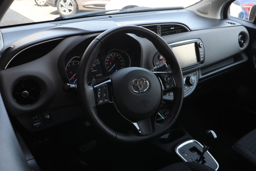 Toyota Yaris 1.5 VVT-i Active NL AUTO | CAMERA | CRUISE |