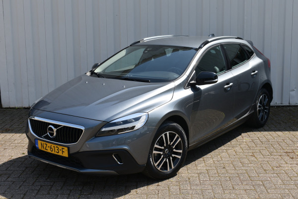 Volvo V40 Cross Country 2.0 T3 Nordic+ | Clima | Standkachel | Full LED | Parkeersensoren