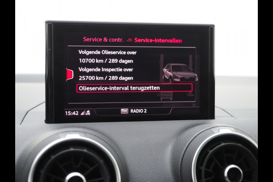 Audi Q2 30 TFSI Pro Line S-Tronic | Panoramadak | Leder | Climate | Cruise | Stoelverwarming