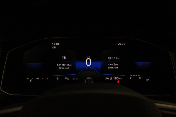 Volkswagen Polo 1.0 TSI DSG R-Line | Panorama dak | Navigatie | App Connect | Climate Control | DAB | LED | Parkeer sensoren | Camera | Cruise control adaptive | Lichtmetalen velgen