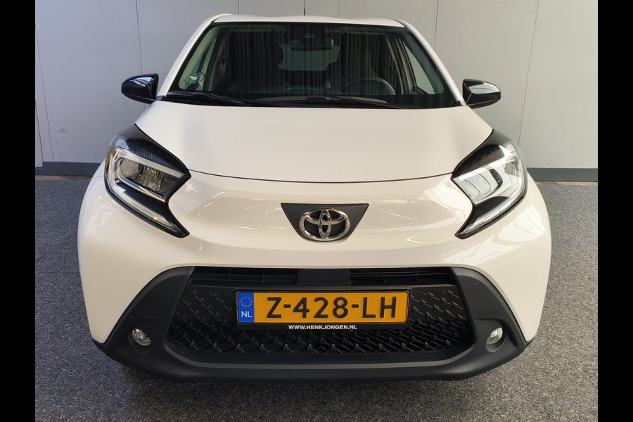 Toyota Aygo X 1.0 VVT-i MT first uit 2022 Rijklaar + Fabrieksgarantie tot 11-2025 Henk Jongen Auto's in Helmond,  al 50 jaar service zoals 't hoort!